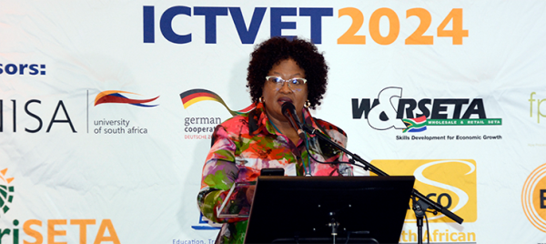 Prof%20Phutsisi%20Dipiloane,%20President%20of%20South%20African%20Public%20Colleges%20Organisation%20and%20Principal%20of%20Motheo%20TVET%20College