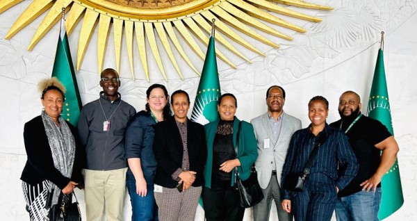 From%20left%20to%20right:%20Dr%20Yerasework%20Hailu,%20Unisa%20Ethiopia%20Regional%20Office;%20Dr%20Tapiwa%20Muzata,%20Project%20Manager,%20Inhlanyelo%20Hub;%20Prof%20Annemarie%20Davis,%20Project%20Leader,%20Inhlanyelo%20Hub;%20Dr%20Mihret%20Woodmatas,%20Senior%20ICT%20Specialist,%20AUC;%20Dr%20Tsige%20Aberra,%20Acting%20Director,%20Unisa%20Ethiopia%20Regional%20Office;%20Mseseret%20Tefera,%20Unisa%20Ethiopia%20Regional%20Office;%20Nomsa%20Nkabinde,%20Executive%20Assistant,%20Inhlanyelo%20Hub%20and%20Phumelele%20Mokoena,%20Business%20Development%20Manager,%20Inhlaneylo%20Hub.