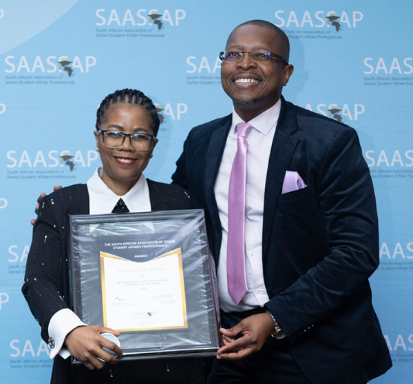 Prof%20Puleng%20LenkaBula,%20Unisa%20Principal%20and%20Vice-Chancellor,%20receiving%20the%20SAASSAP%202024%20Presidency%20Lifetime%20Award%20from%20Prof%20Sibusiso%20Chalufu,%20SAASSAP%20President%20and%20Executive%20Director:%20Student%20Life,%20North-West%20University%20(Image%20credit:%20SAASSAP)