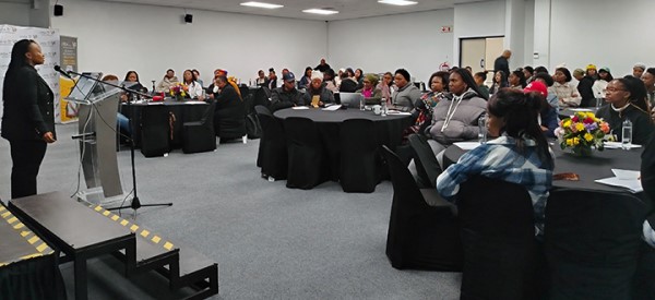 The%20event%20attracted%20a%20full%20house