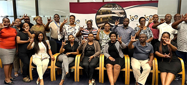 Unisa-empowers-staff-sign-language-workshop-1.jpg
