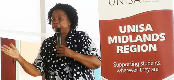 Unisa-Midlands-Region-collaborates-communities-2.jpg