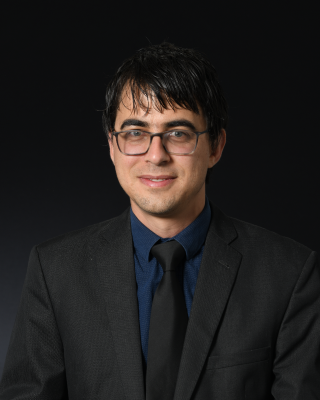 Dr GJ van Wyngaard