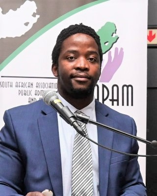Dr_M_Phakathi
