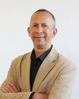 Prof_A_van_Niekerk