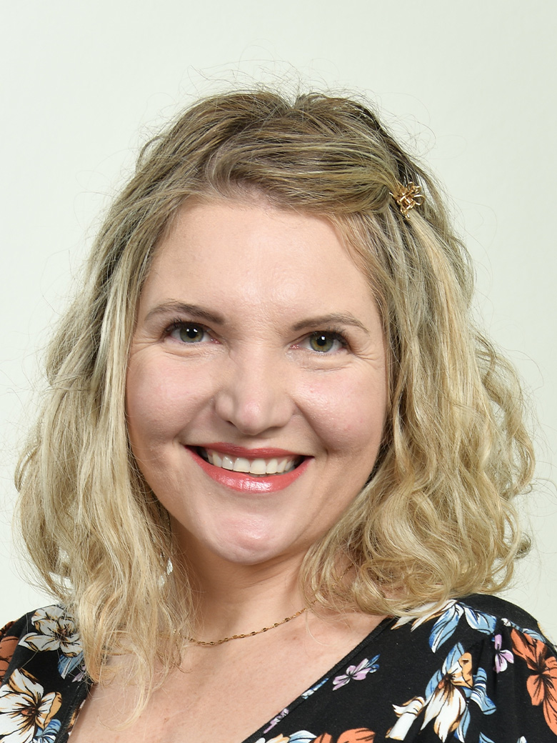 Ms-Craig-Swart.jpg