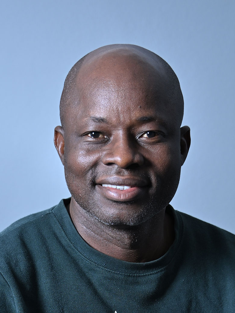 Dr O Olawuwo