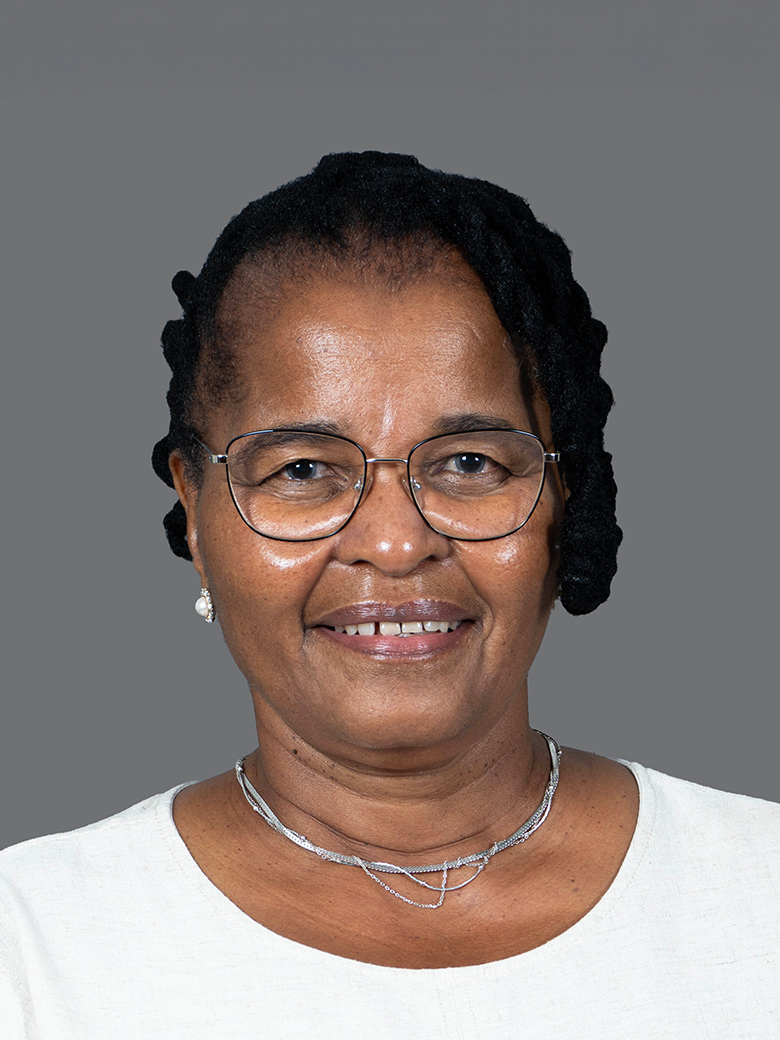 Prof MM Maja