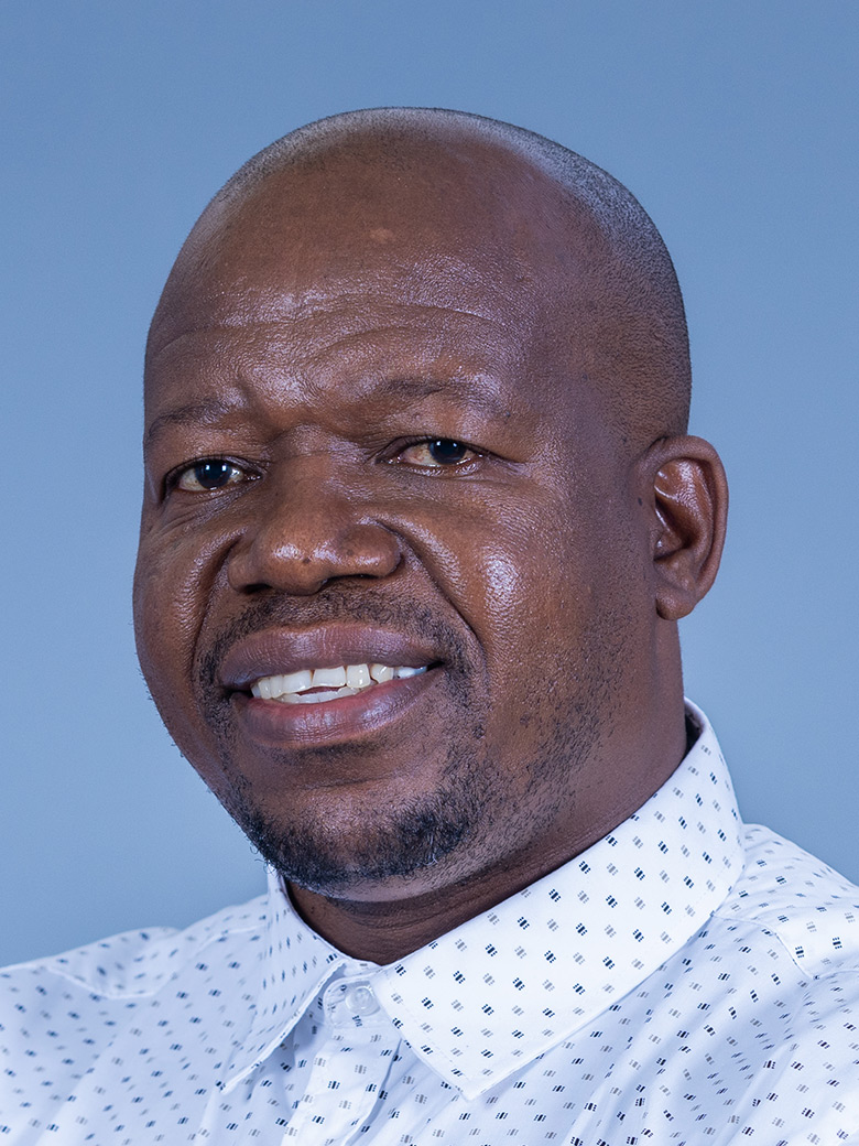 Dr-Tinyiko-Ngoveni_CoD.jpg