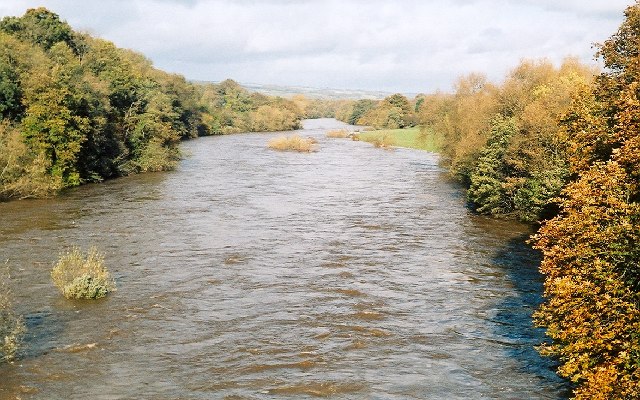 File:River Wye at Hay-on-Wye.jpg