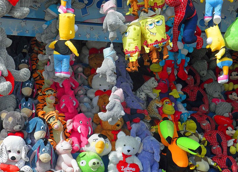 File:Soft toy stall at Cleethorpes airshow - geograph.org.uk - 3572610.jpg