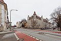 * Nomination: View across the Dietlindenstraße to the building with the house number 7 in Munich --FlocciNivis 10:05, 30 May 2025 (UTC) * * Review needed
