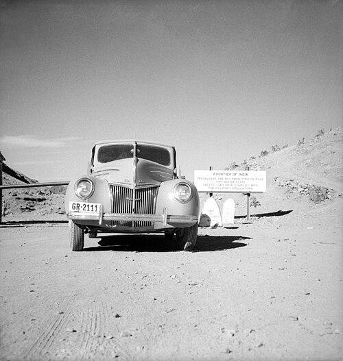 Ford Model 91A at Torkham - Annemarie Schwarzenbach.jpg