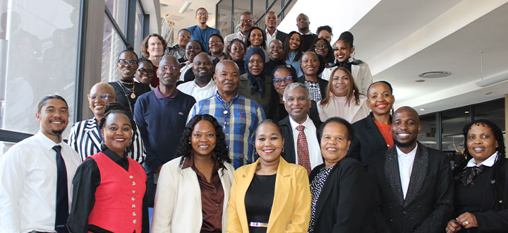 PHD-Alumni-article--TEASER MYUNISA.jpg