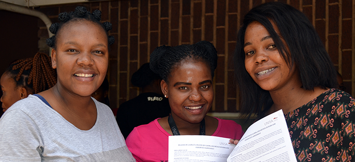 Roll-out group image_Teaser.jpg