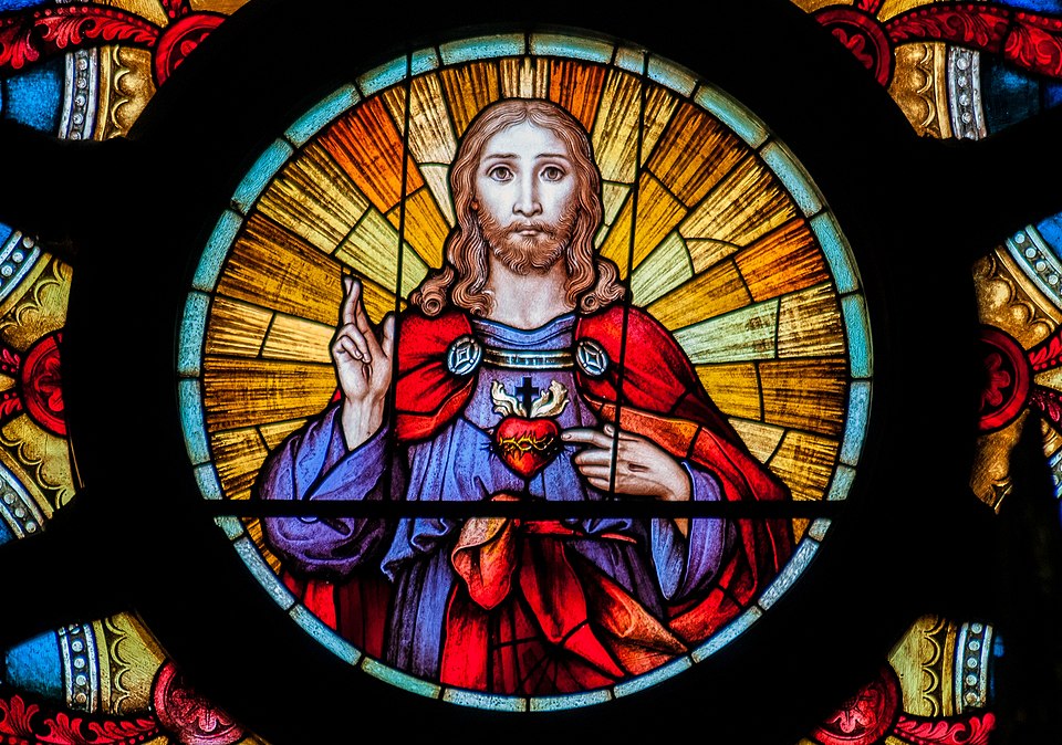 File:Vitral em Igreja Santa Efigenia.jpg