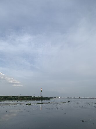 Indian flag located in the middle of the lake in Hyderabad
