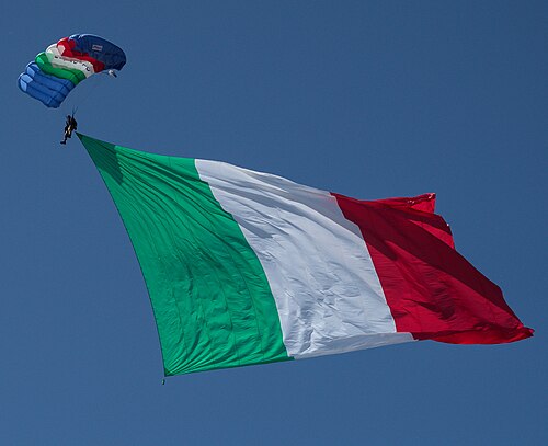 Parachuter with the national flag of Italy