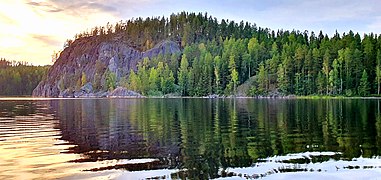 Sulkava Linnavuori at the lake Saimaa Finland 20190930 142313.jpg