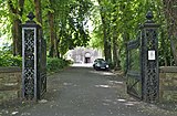 Gates and piers of St Oswald, Ashton-in-Makerfield 2.jpg