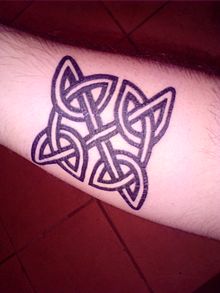 Celtic knot tattoo.jpg