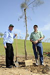 Ambassador Shapiro and Tel Aviv Mayor Huldai Plant Trees (7096924485).jpg