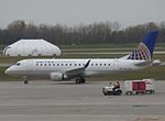 United Express (Shuttle America) Embraer 170 N653RW at YUL 25OCT2014.JPG