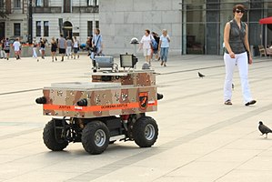 Justus robot in Krakow Poland Aug2009.jpg