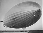 First Hindenburg arrival at Lakehurst 1936.jpg