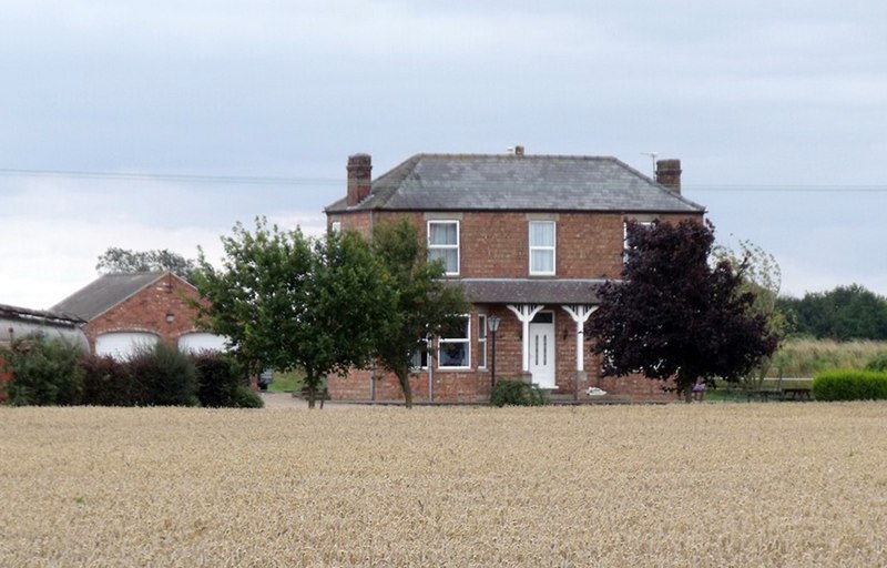File:House at Terry Booth Farm - geograph.org.uk - 2563652.jpg