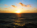 Coucher de soleil en mer celtique.jpg