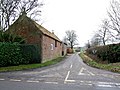 The road to Hareby, Old Bolingbroke - geograph.org.uk - 1095536.jpg