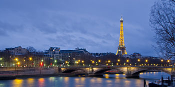 Pont des Invalides et Tour Eiffel - 01.jpg