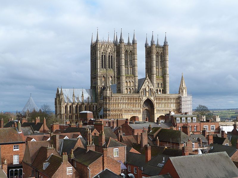 File:Lincoln Cathedral viewed from Lincoln Castle.jpg
