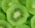 Kiwifruit-Actinidia deliciosa sliced.jpg