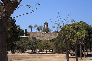 Acropolis of Rhodes overview.JPG